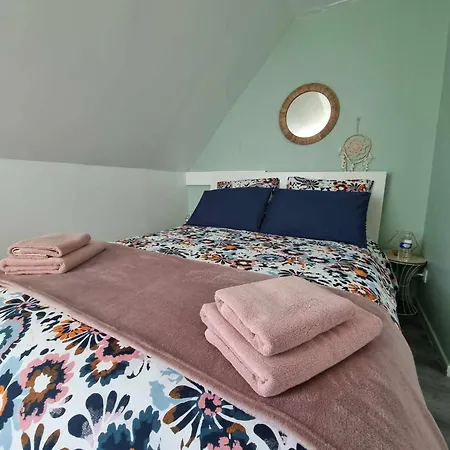 Holiday home Jenfyz Gite Avec Jacuzzi A La Campagne *